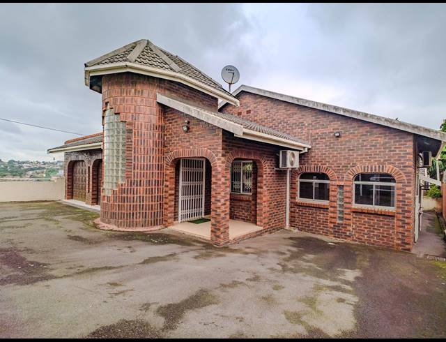 4 BEDROOM HOUSE FOR SALE IN MOUNT VERNON